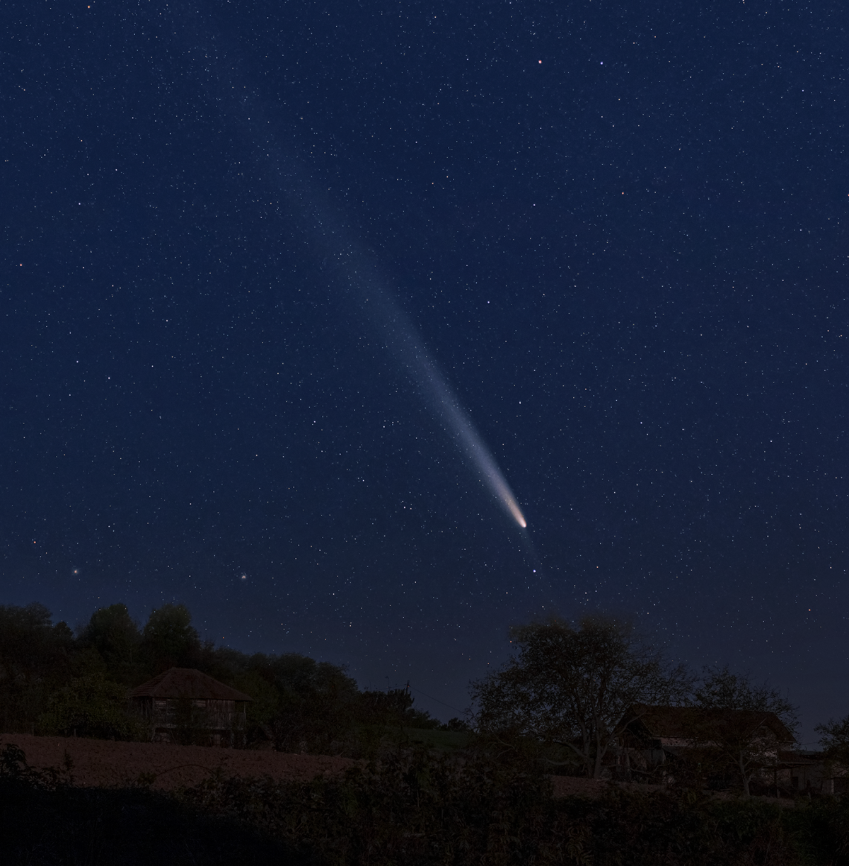 comet 50 mm sm 1200x1223 - COMET C/2023 TSUCHINSHAN-ATLAS